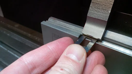 How to Make Sheet Metal Brackets: Design & Fabrication Guide